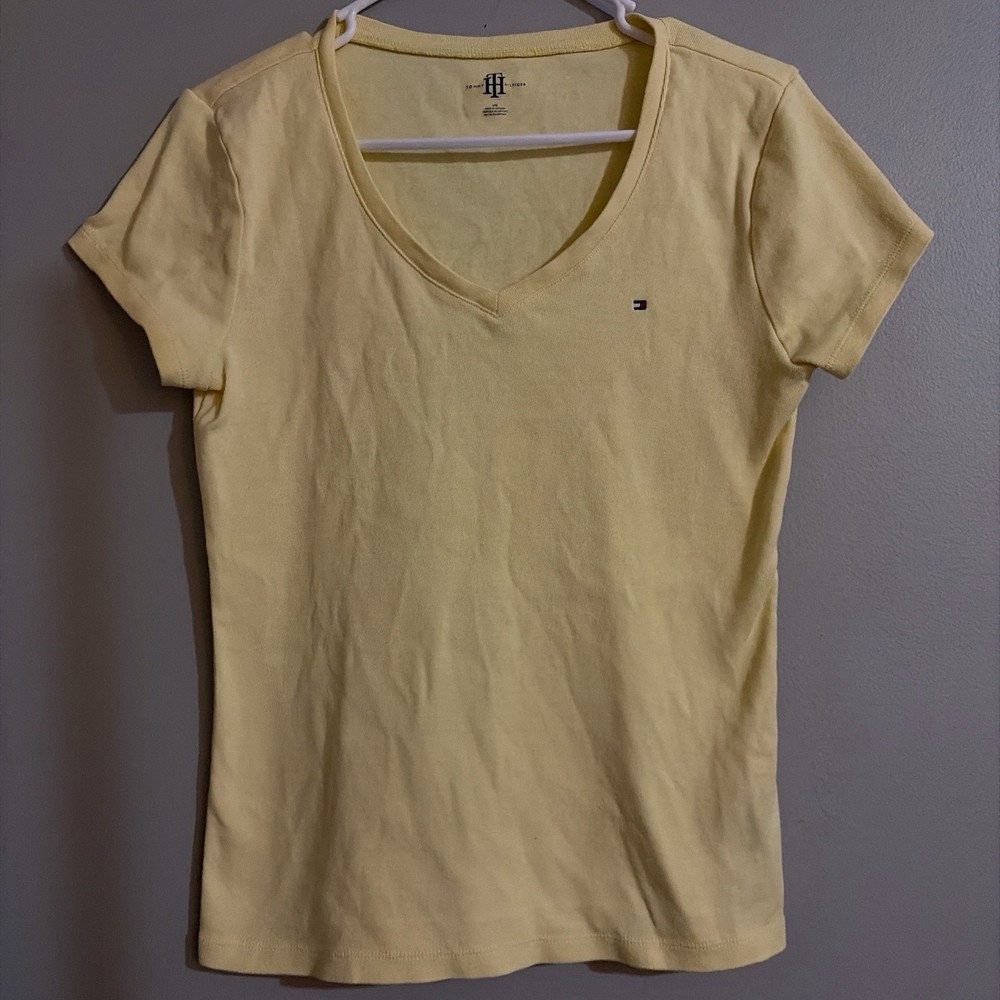 Tommy Hilfiger Women's Solid Yellow V Neck Short Sleeve Size L