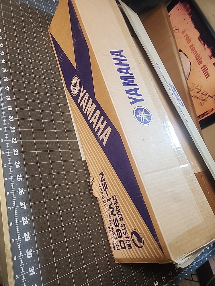 Yamaha NS-IW960 Center Speaker