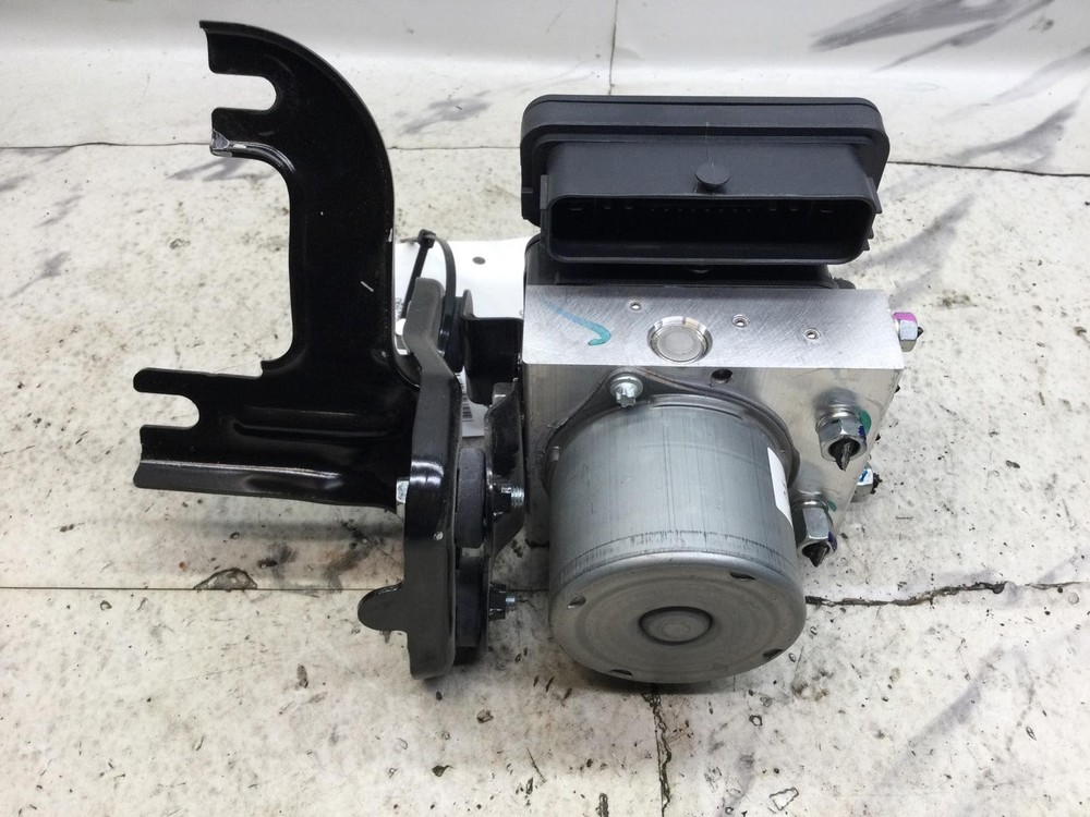 24 HONDA HRV Anti-lock Brake Parts 57110-3W0-A040-M1