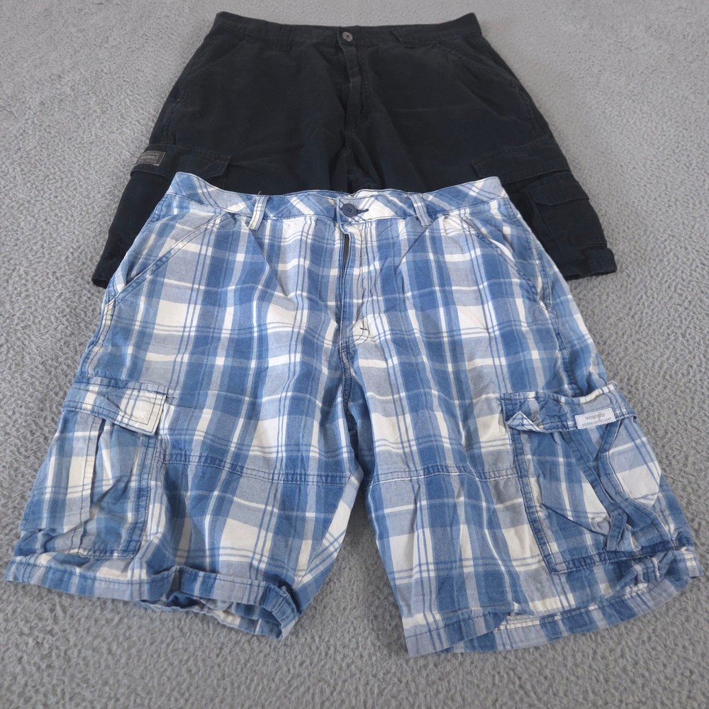 LOT OF 2 Wrangler Shorts Mens 34 Cargo Plaid Cotton Relaxed Fit Utility Casual
