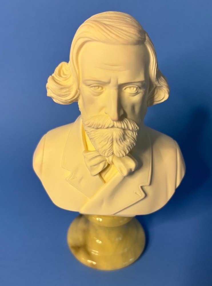 Vintage Genuine A. Gianelli Bust of Musical Composer G. Verdi 6” Tall🌺☕️