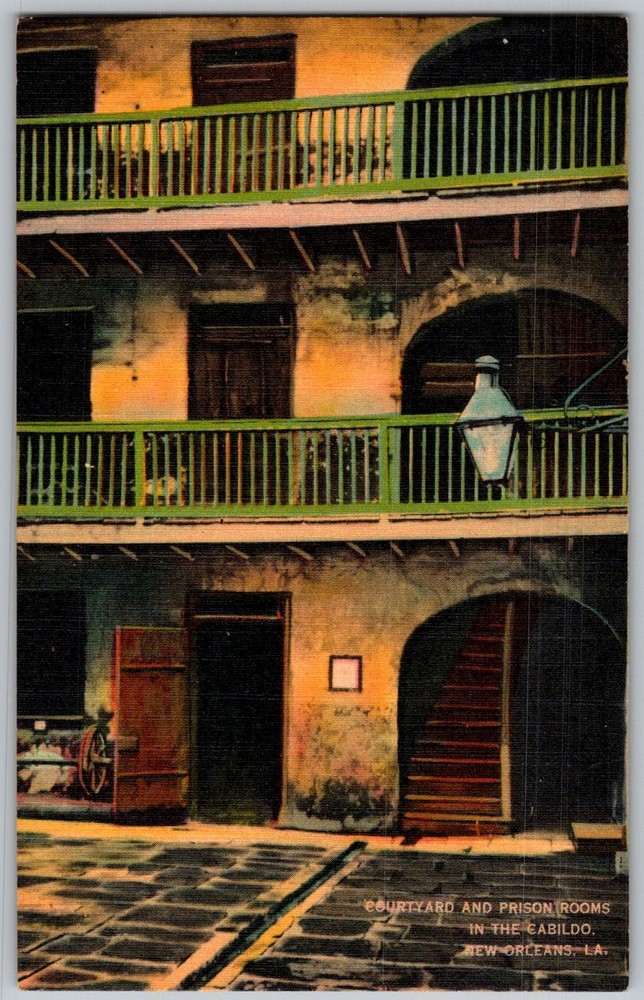 Vtg Linen Postcard Cabildo Courtyard Prison New Orleans, LA 1930s