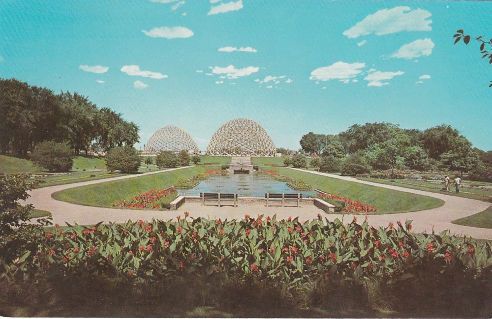 Milwaukee Wisconsin, New Horticultural Conservatory Mitchell Park Postcard