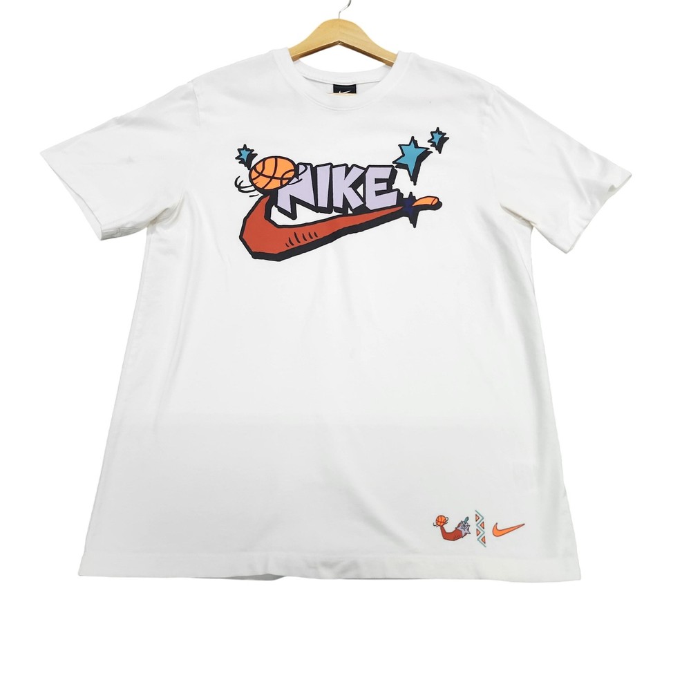 Nike Shirt Mens Medium White Basketball Swoosh Graphic Tee Streetwear Top