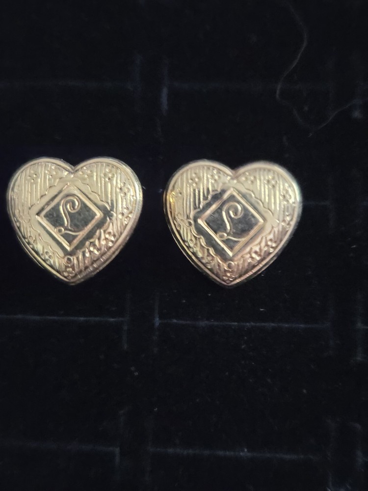 Vintage AVON Earrings Holiday  Gold Tone Hearts Stud