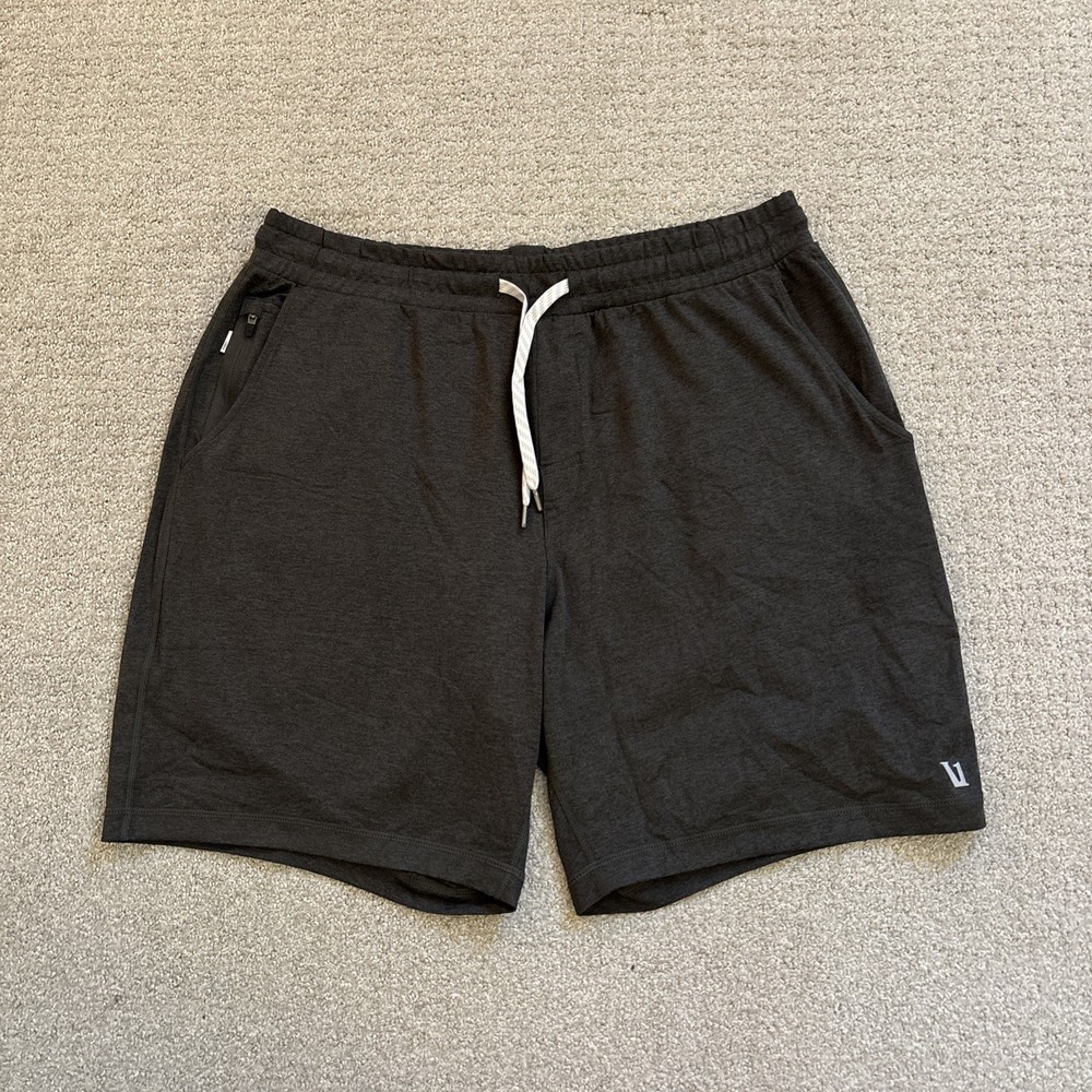 Vuori Men Ponto Performance Shorts 7.5” Heather Green Soft Stretch Zipper Pocket
