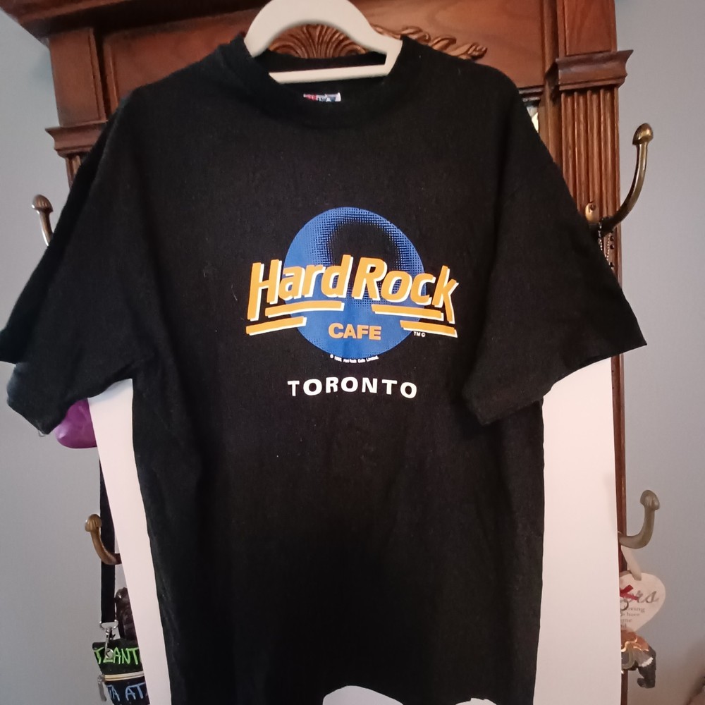 VTG 90’s Single Stitch Hard Rock Cafe Toronto Canada Cotton XL T Shirt