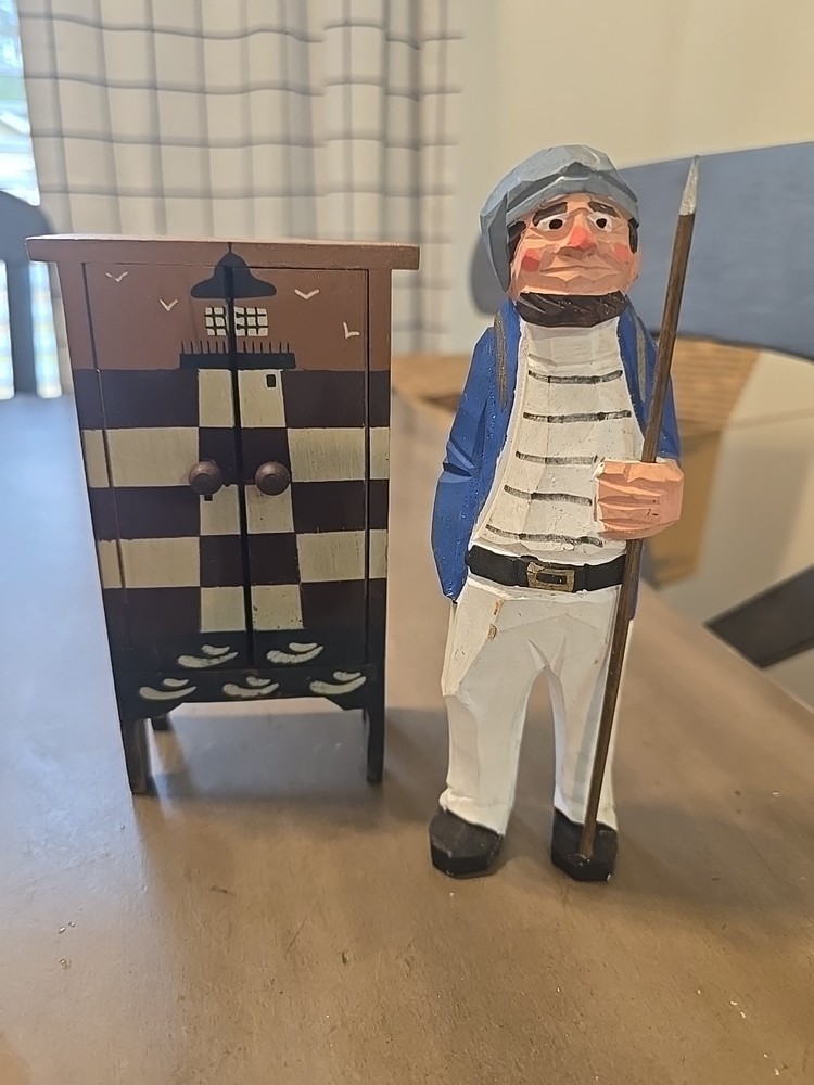 Hand Carved Hand Painted Wood Fisherman Sailor Captain Nautical Theme Lighthouse