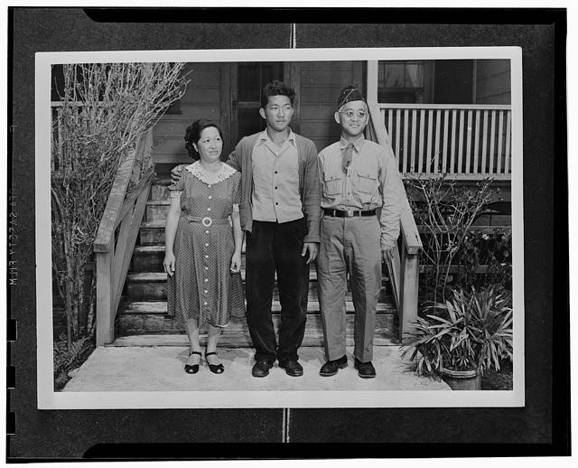 Photo:Kauai District Hawaii Herbert Kondo AJA Volunteer Family 1943