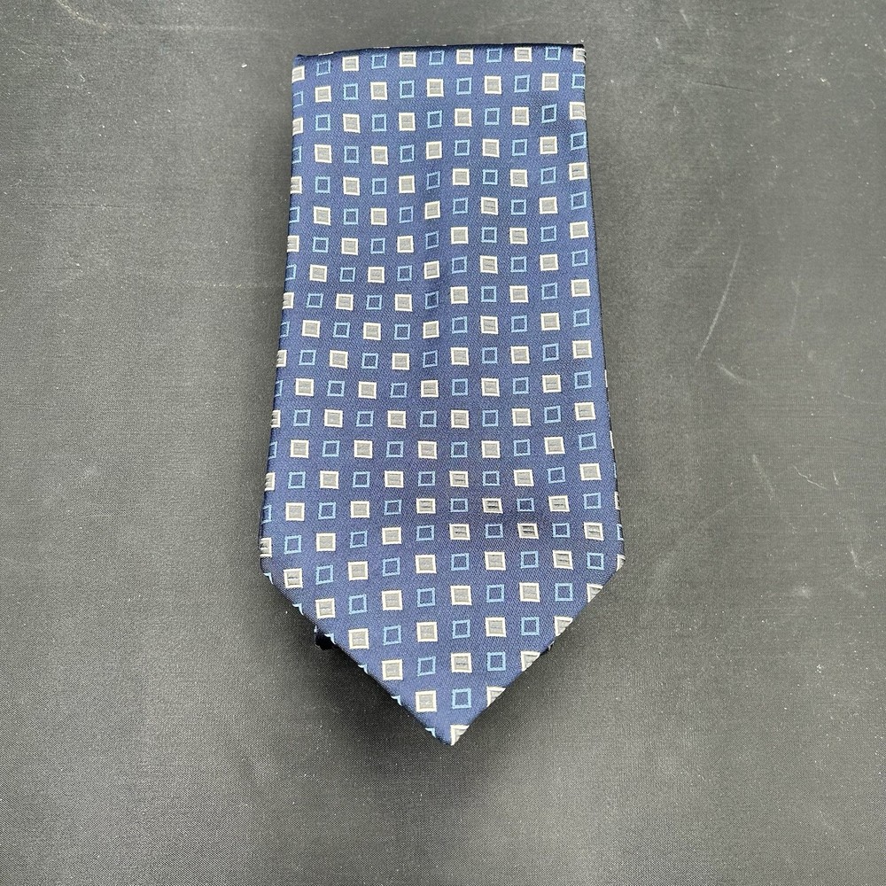 Calvin Klein Geometric Blue Silver Gray 100% Silk Necktie Tie Square Design 57