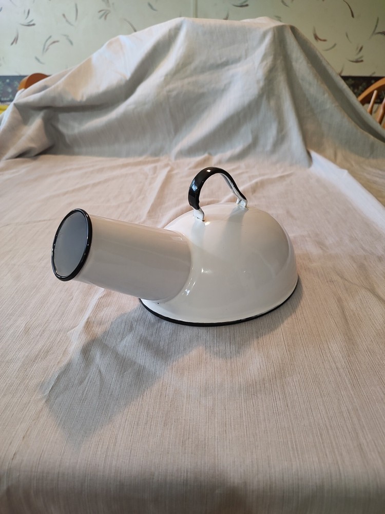 Vintage Male Urinal Enamel Cesco Colombia Made Nurses And Doctor Collectible