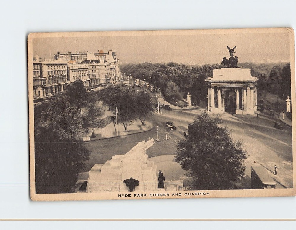 Postcard Hyde Park Corner And Quadriga London England