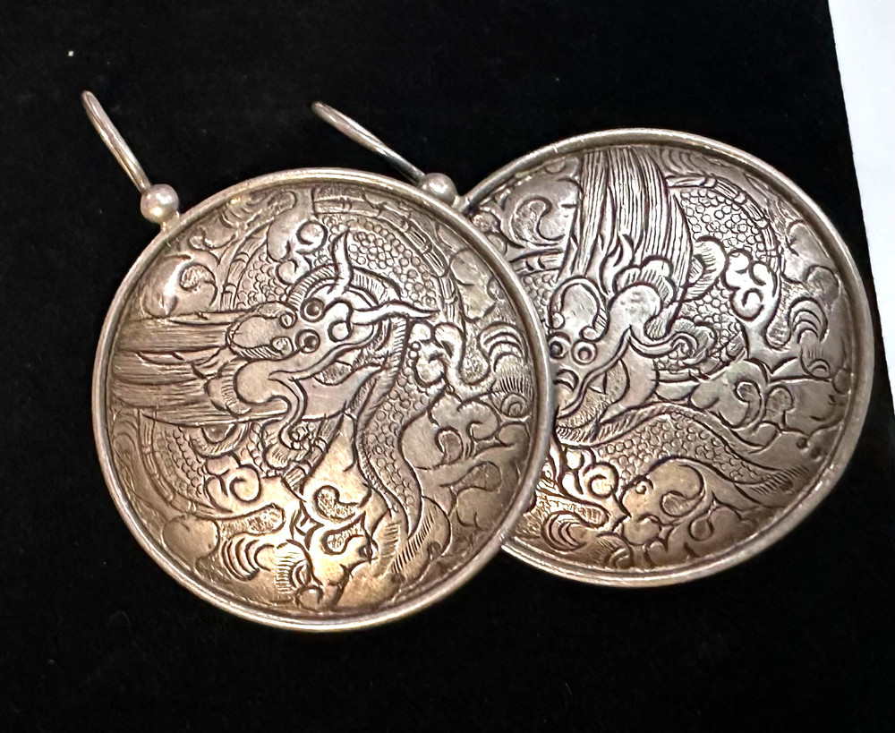 Vtg Costume Silver Tone Unique Etched Pierced Earrings Jewelry Lot I
