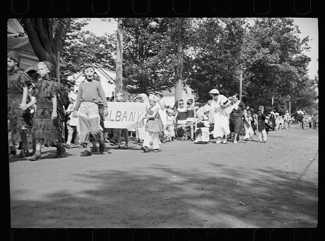 Photo:Albany Vermont 1936 Fair Parade Children Costumed Marchers