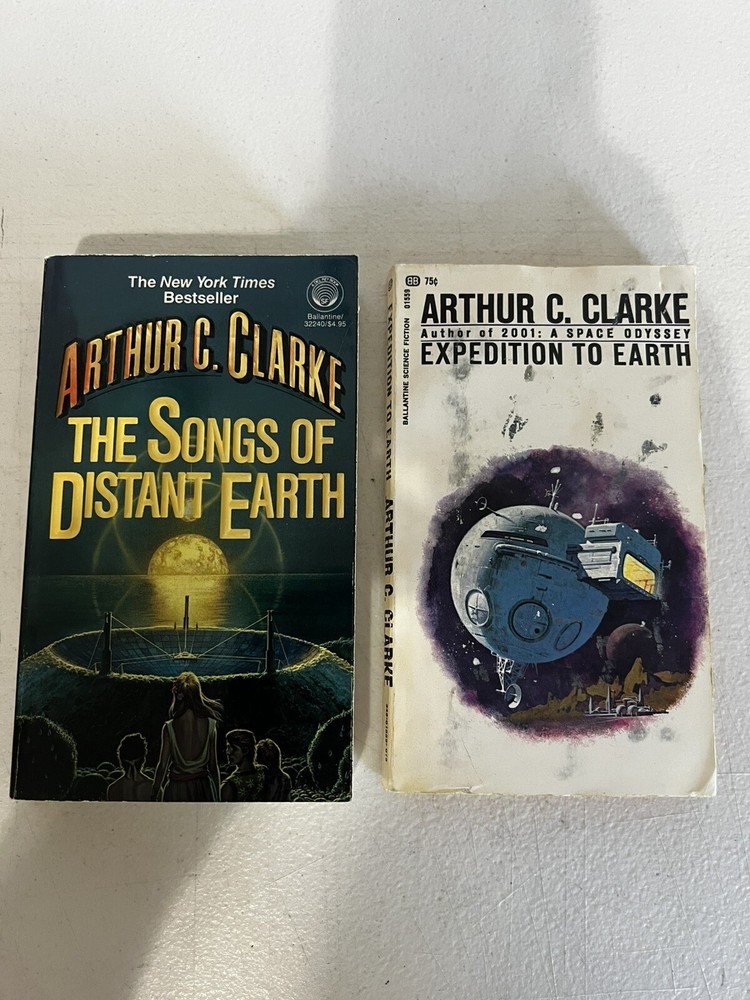 Arthur C Clarke 2 Books - The Songs Of Distant Earth / Expedition to Earth