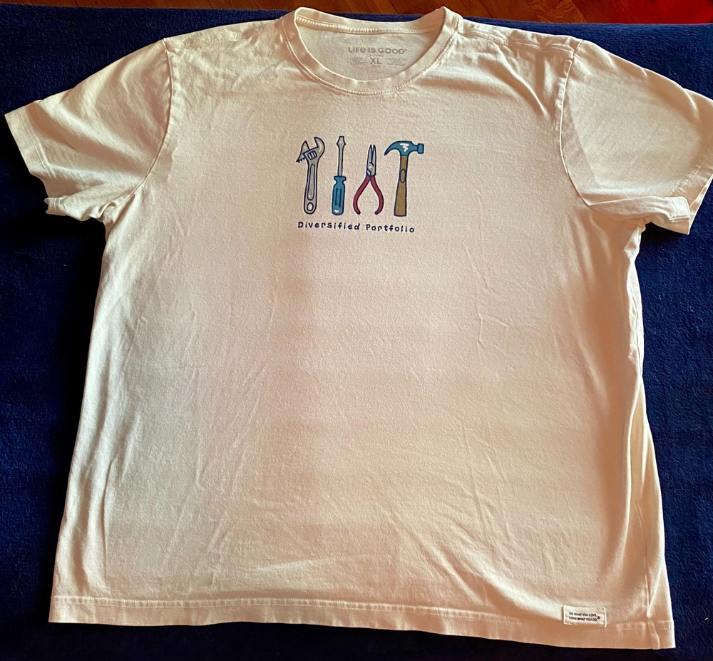 Life is Good Men's Crusher T Shirt XL Diversified Portfolio Tools Ivory EUC