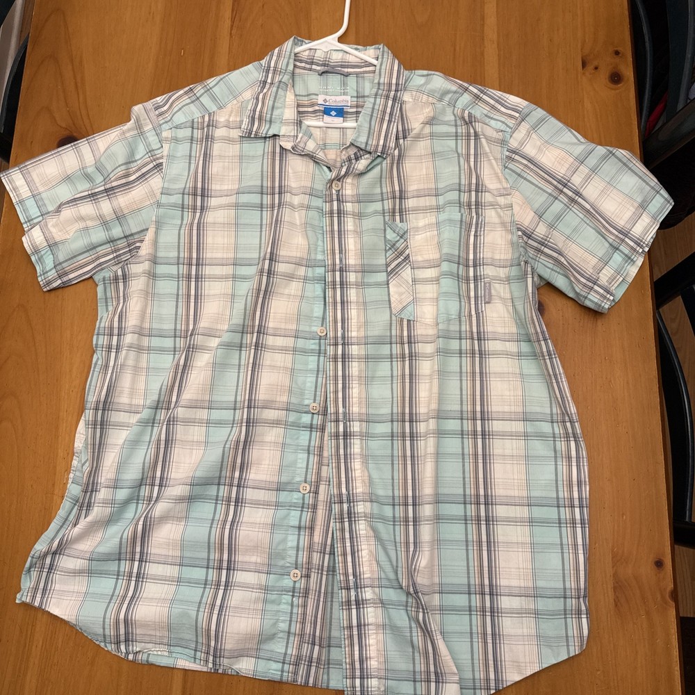 Columbia Men's XL Short Sleeve Button-Up Shirt Plaid, Size XL Omni-wick