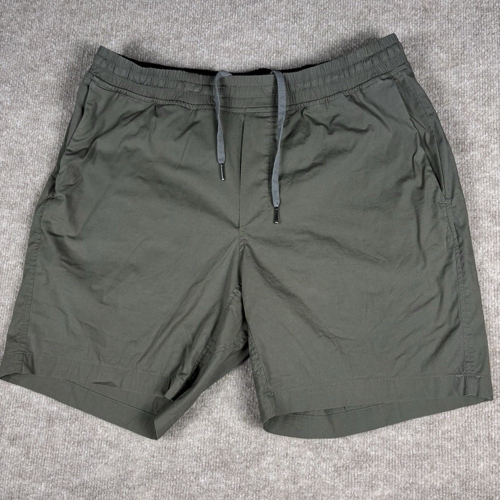 Lululemon Pace Breaker Lined Shorts Men’s XL Olive Green 7” Drawstring