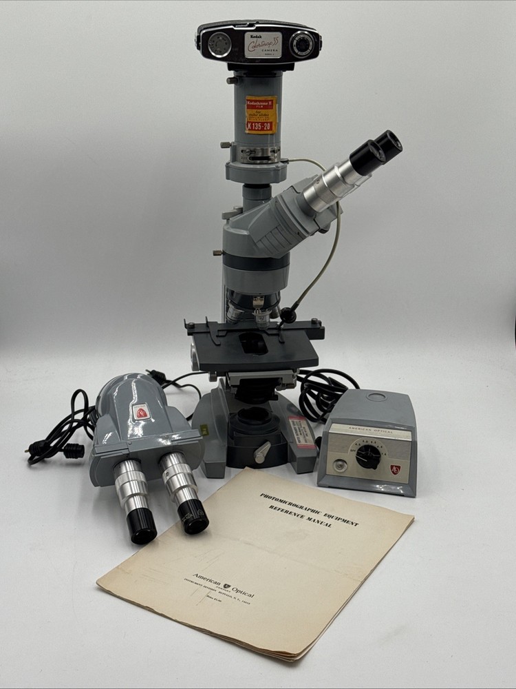 American Optical Spencer 1036 Binocular Microscope w/ 1051 Illuminator Kodak Cam