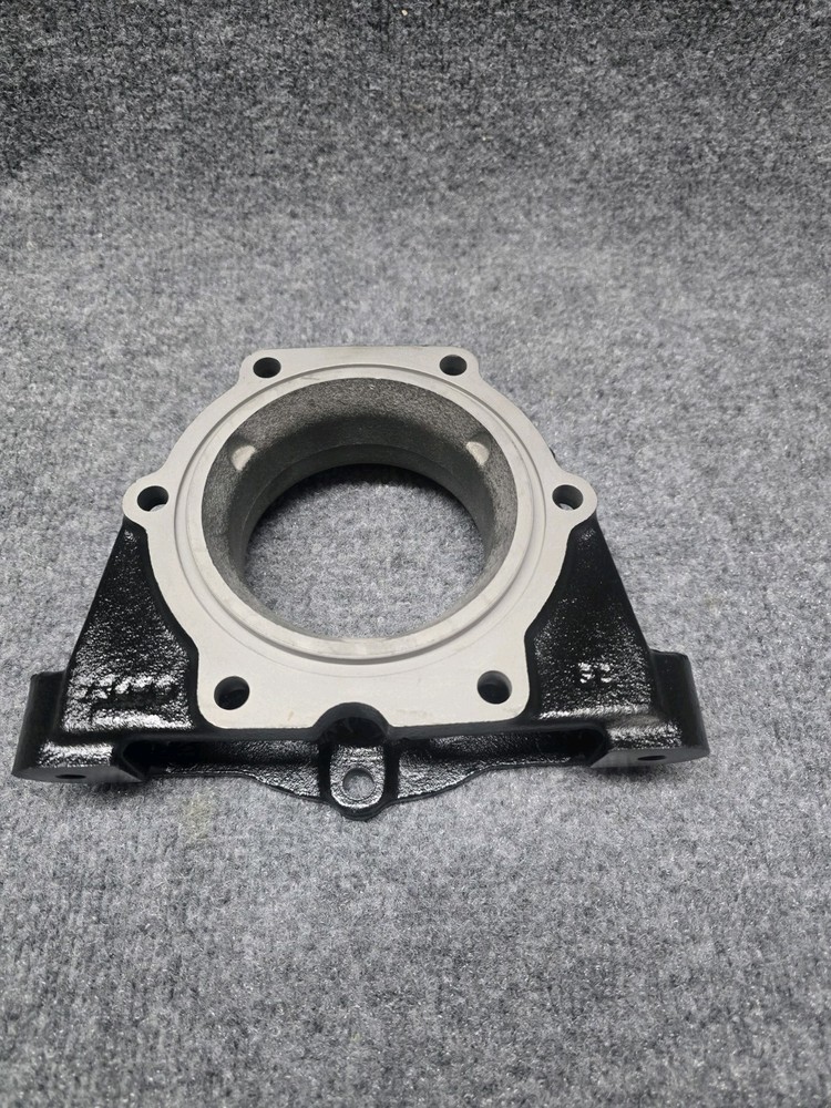Chevy GMC 4L80E 4x4 Transfer Case Adapter Cast Iron OEM 15654927 NP241 6.5L Diesel