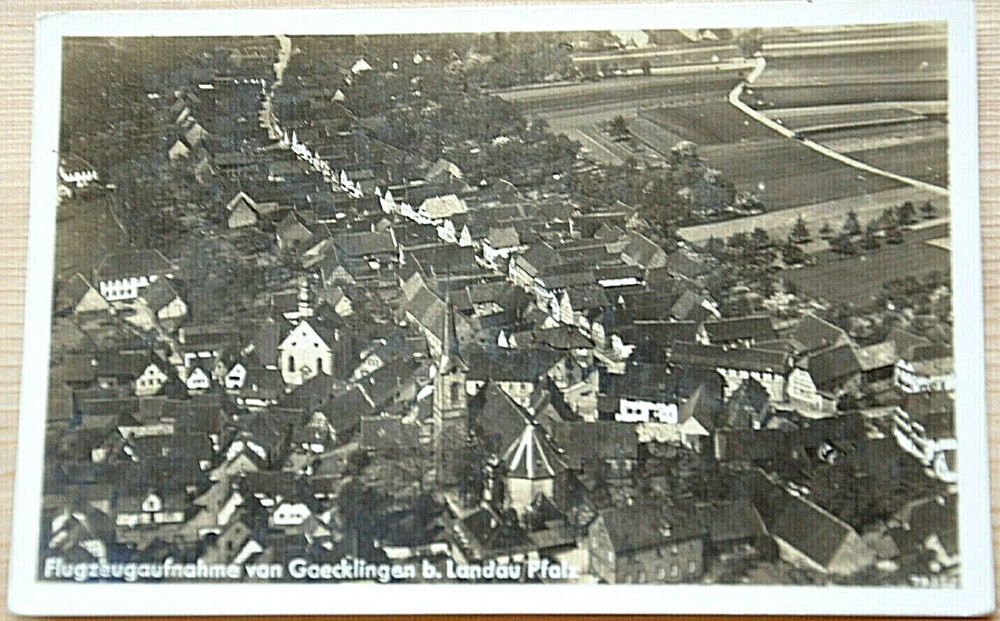 40565 AK Aircraft shot of Goecklingen near Landau in der Pfalz Real photography