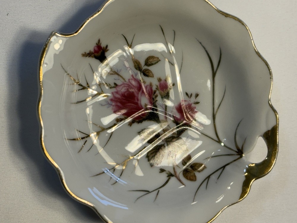 Vintage Leaf Shaped Trinket Dish Hand painted with Pink Roses And Gold Trim