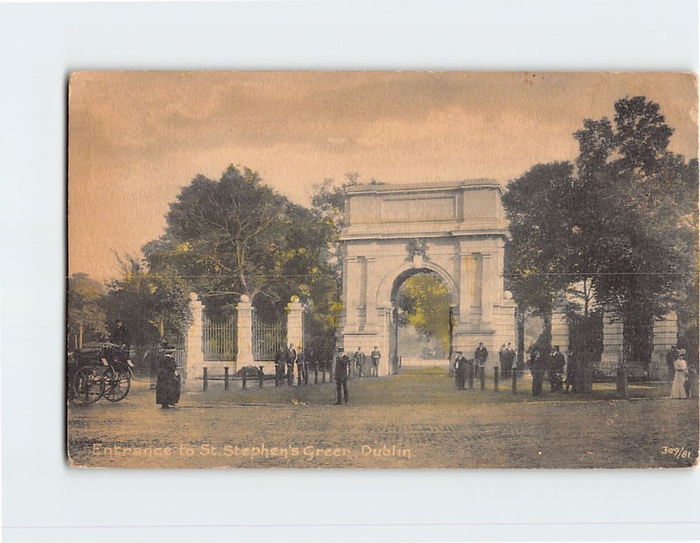 Postcard Entrance to St. Stephens Green Dublin Ireland