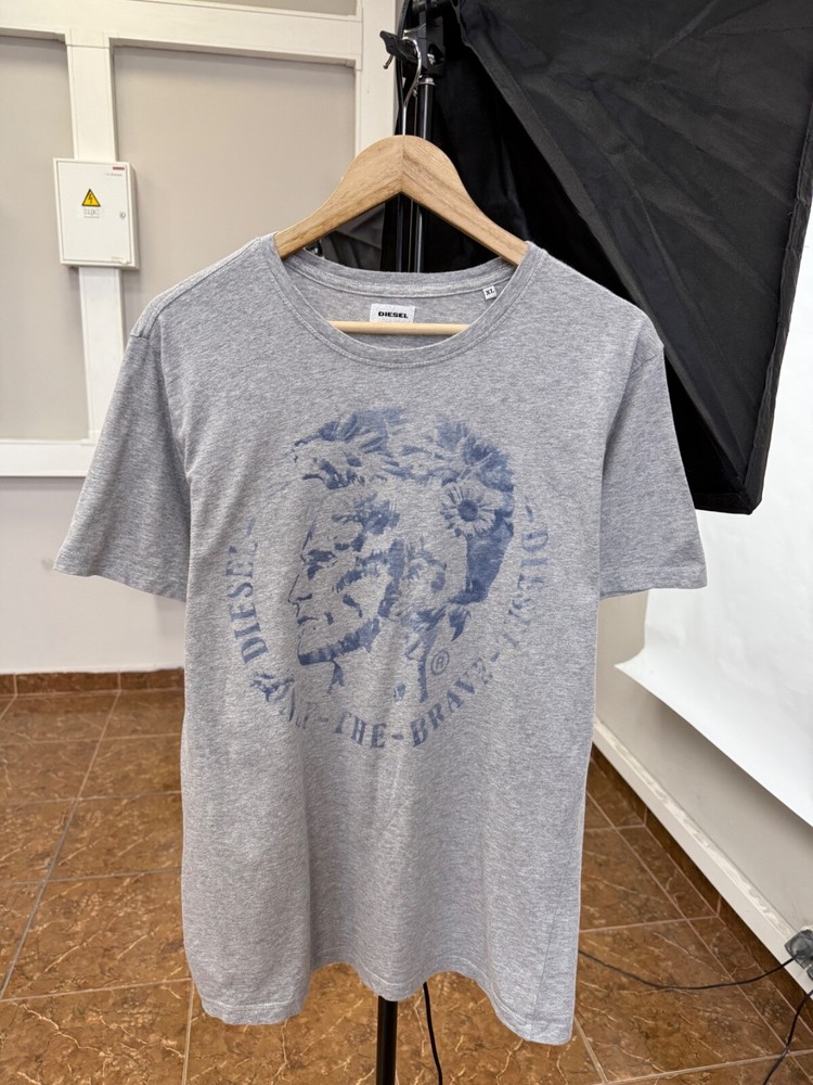 🇺🇸 Vintage Diesel Punk Rock Man Y2K T-Shirt Rare Retro Hype size XL color Gray