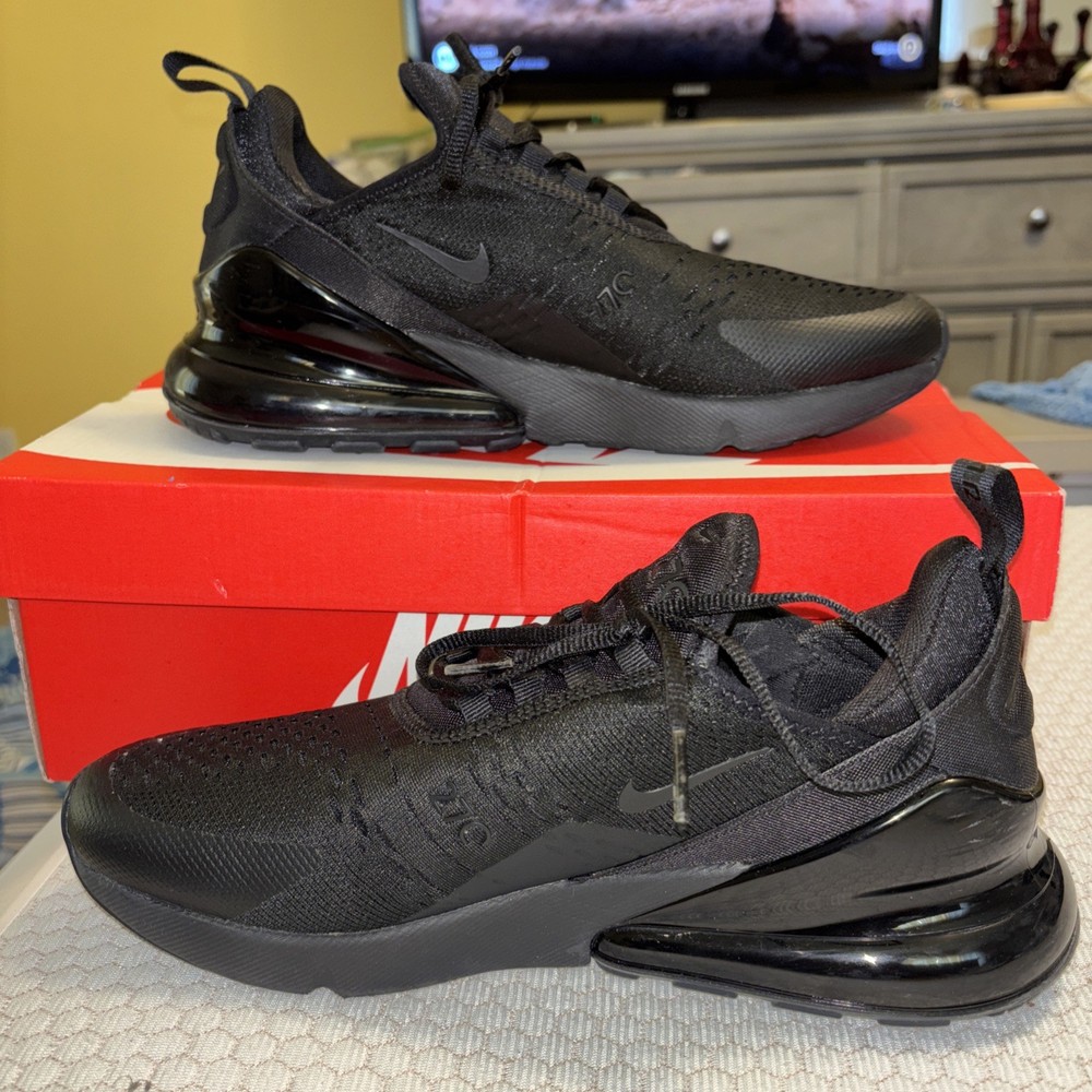 Nike Air Max 270 Triple Black Mens Running Shoes Size 9.5 Preowned