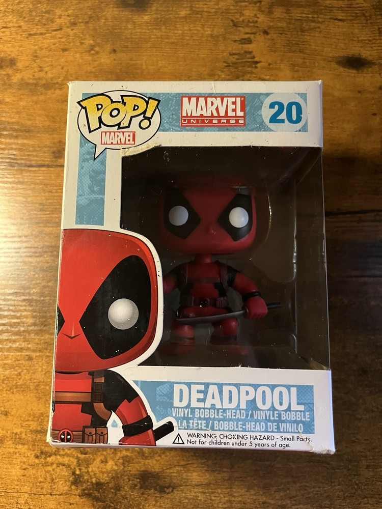 Funko Pop! Vinyl Figure Marvel Deadpool #20 Damaged