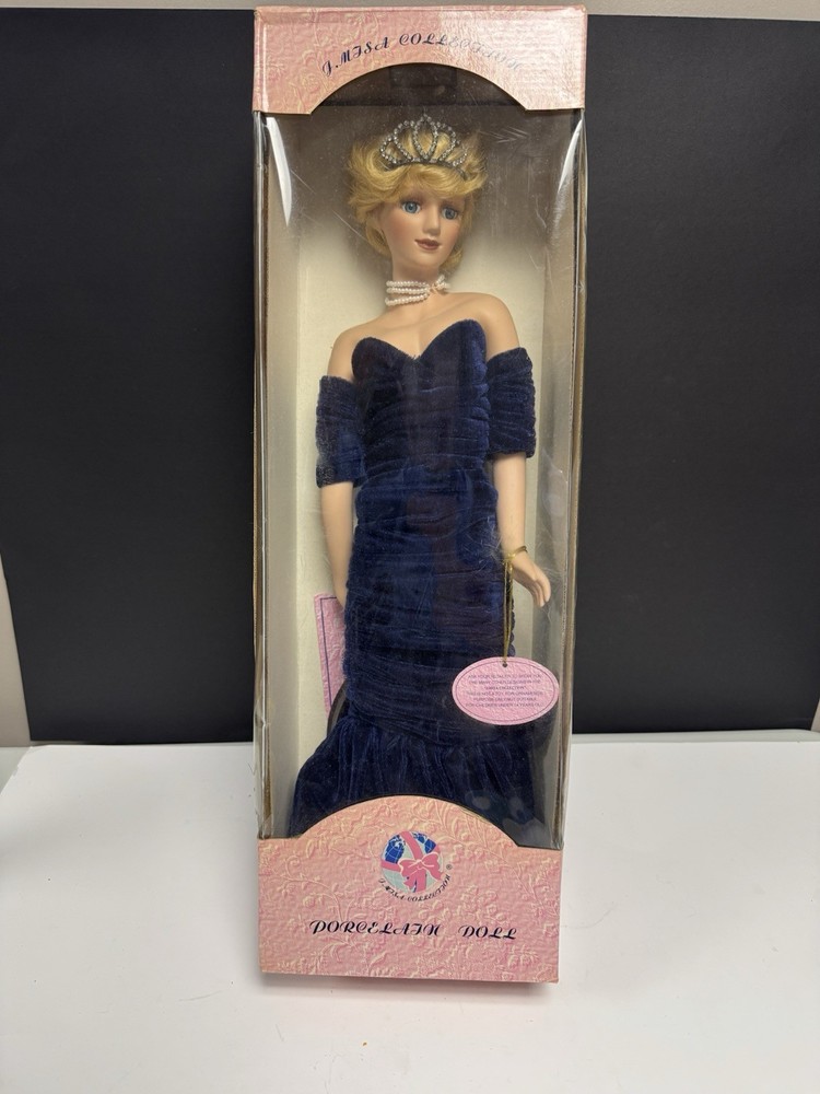 Vintage J.MISA Collection Princess Diana Porcelain Doll w/COA in Original Box