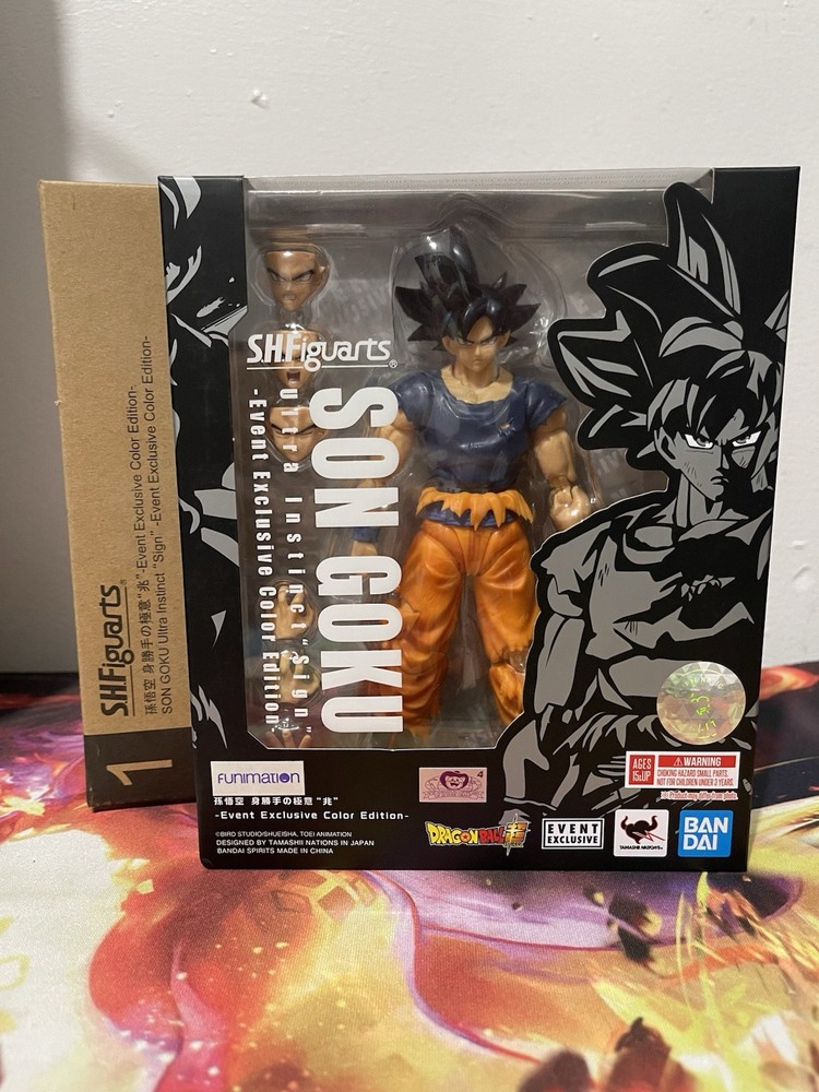 SH Figuarts Son Goku Ultra Instinct Sign Event Exclusive  W/ Shipper