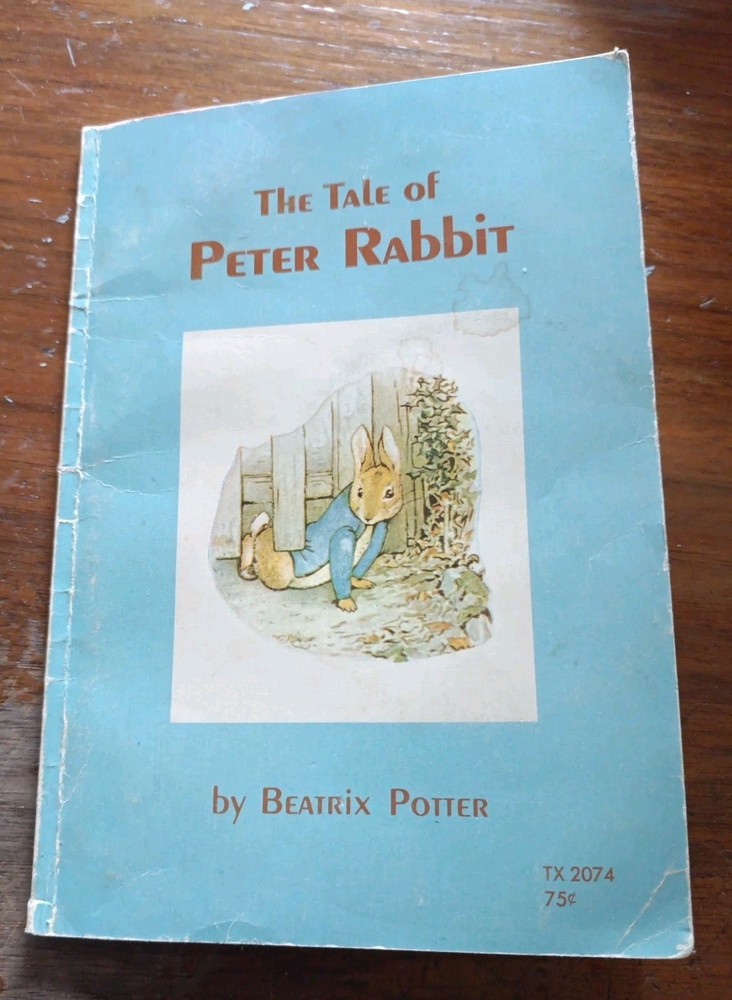 The Tale of Peter Rabbit soft cover By Beatrix Potter Scholastic Inc. Vintage