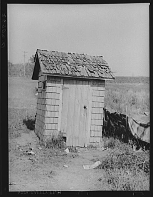 Privy behind farm laborer's shack. Eighty Acres, Glassboro, New Jersey