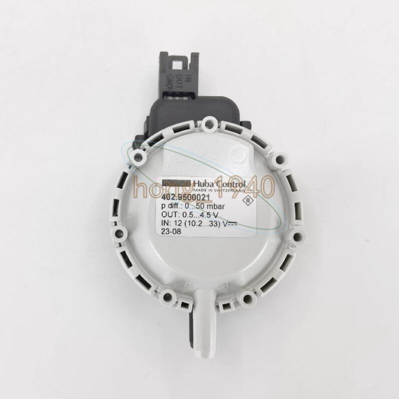 ONE New Huba Control Gas pressure sensor 402.9500021 Range 0-50mbar