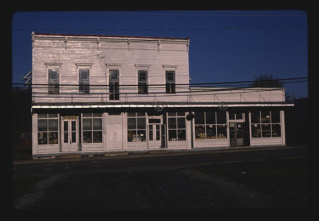 Photo:Buena Vista Virginia Ramseys Antiques 1982 Storefront Main Street
