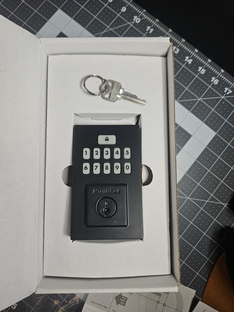 Kwikset SmartCode 260 Electronic Deadbolt Lock Kit in Matte Black GUC Box