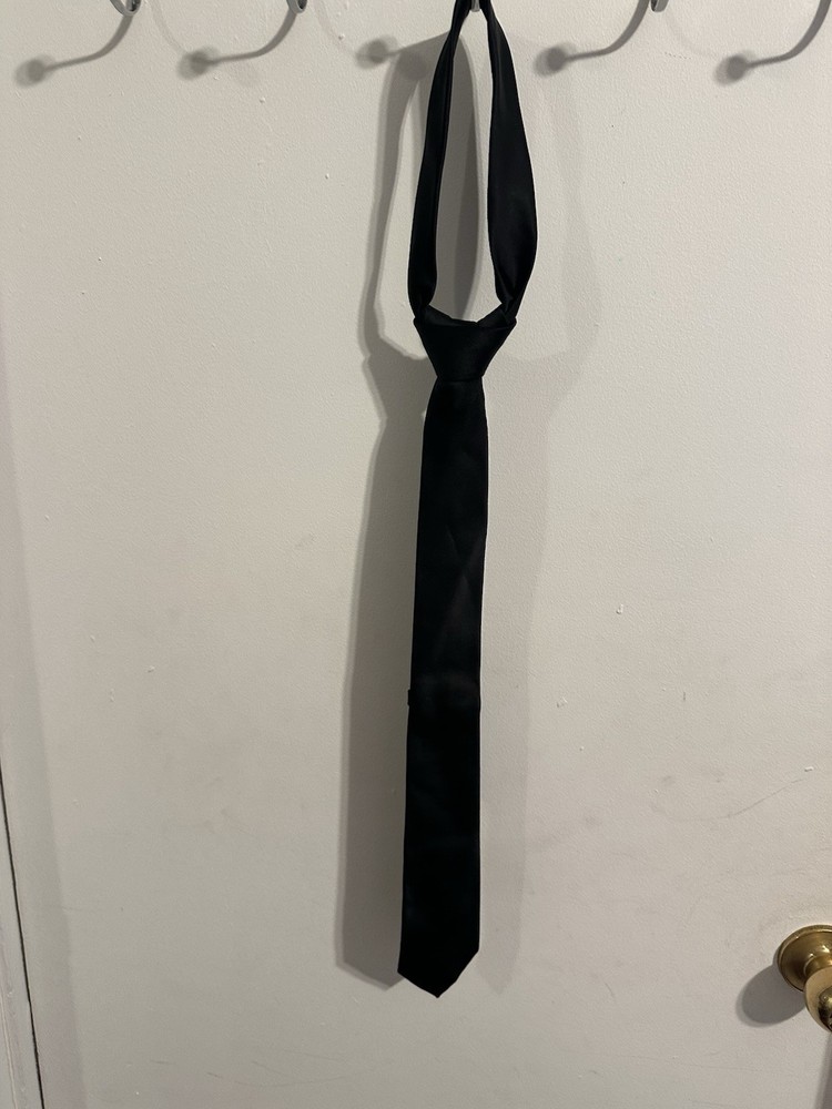 Men's Black Solid Slim Satin Silk Tie One Size 1 Piece Necktie