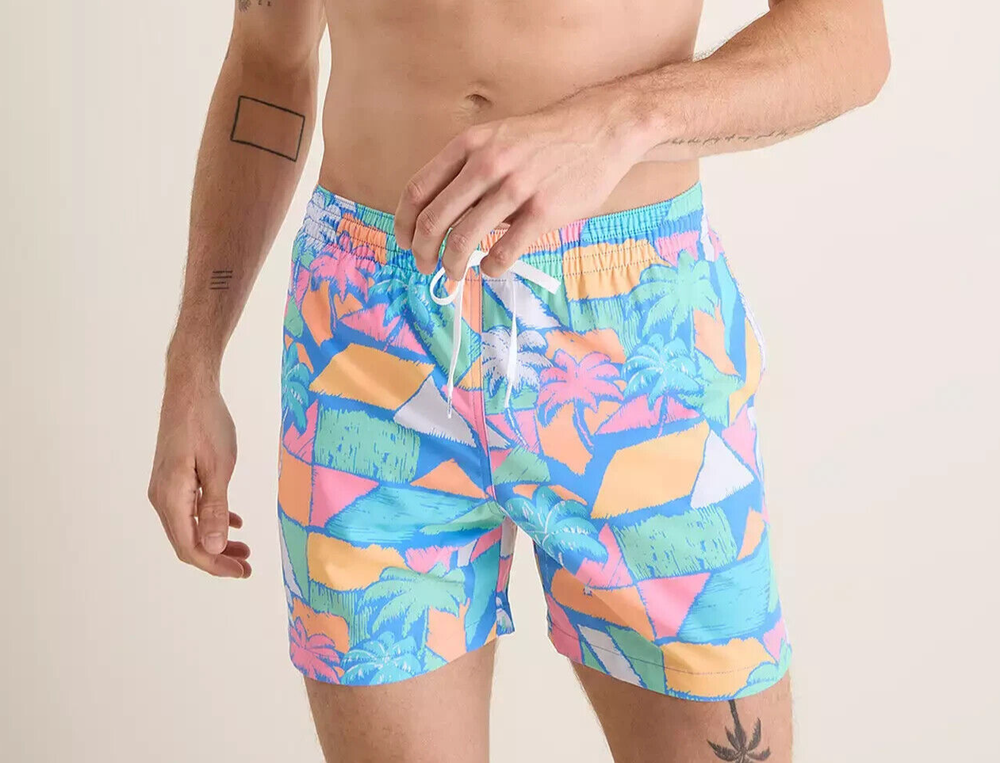 Chubbies Swimming Shorts | Men’s LARGE | Abstract Palm 5.5-in. Swim Trunks-image