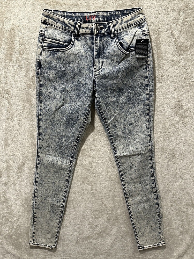 NWT Delias Liv Women's Juniors Size 6 Mid Waist Acid Wash Skinny Jeans Jeggings