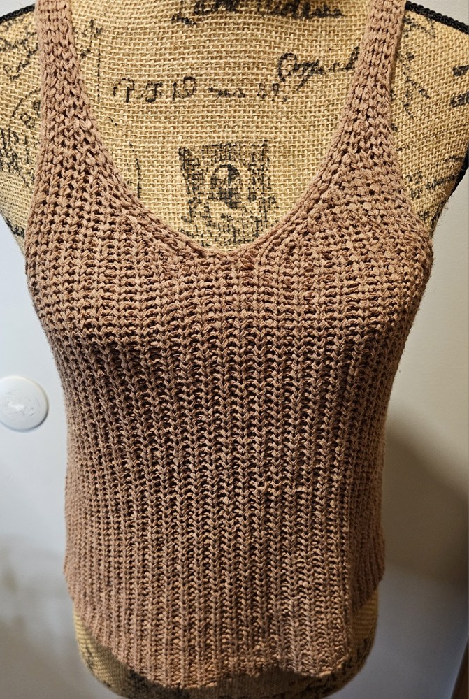 Moon And Madison Brown Medium Knit Boho Nuetral Stretch Top Blouse Tank Top