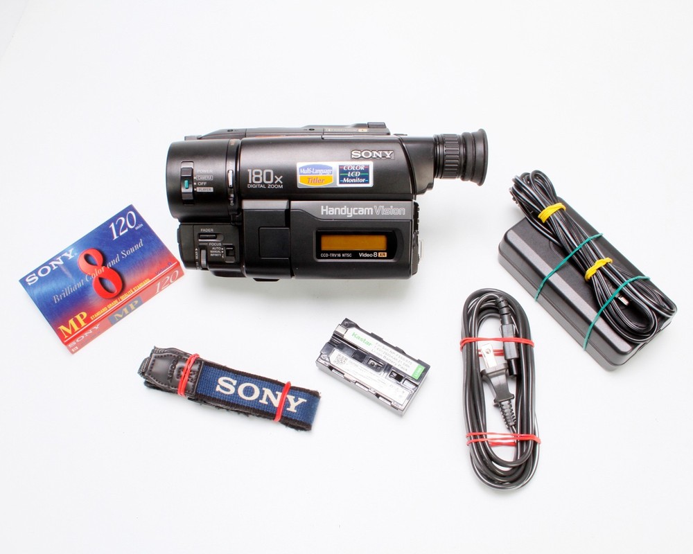 Sony Handycam CCD-TRV16 Video8 Camcorder (Black) w/ Nightshot Mode