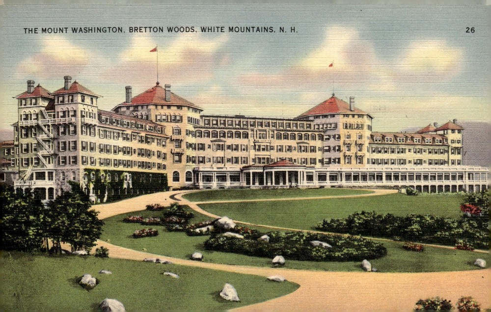 1939 Mount Washington Hotel Bretton Woods NH White Mountains Linen Postcard