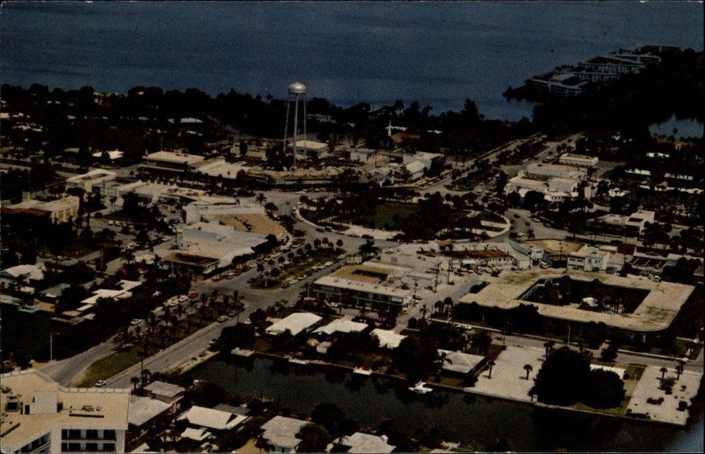 Sarasota Florida St Armonds Circle shopping aerial unused vintage postcard