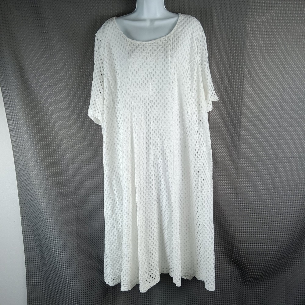 Catherines White Sheath Eyelet Dress Lined Scoop Neck Short Sleeve Size 26/28W
