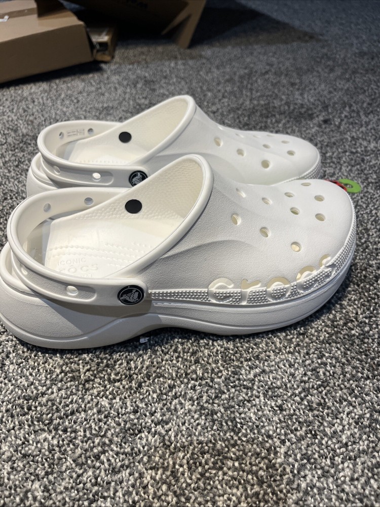 New Crocs Baya Womens Size 10 Slip On Platform Shoes Platform Clogs White