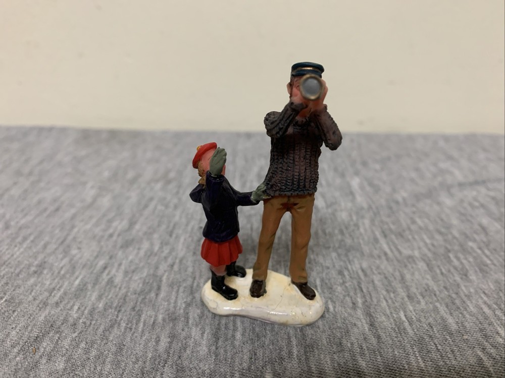 Vintage 1999 Lemax Let Me See Figurine from Plymouth Corners Collection