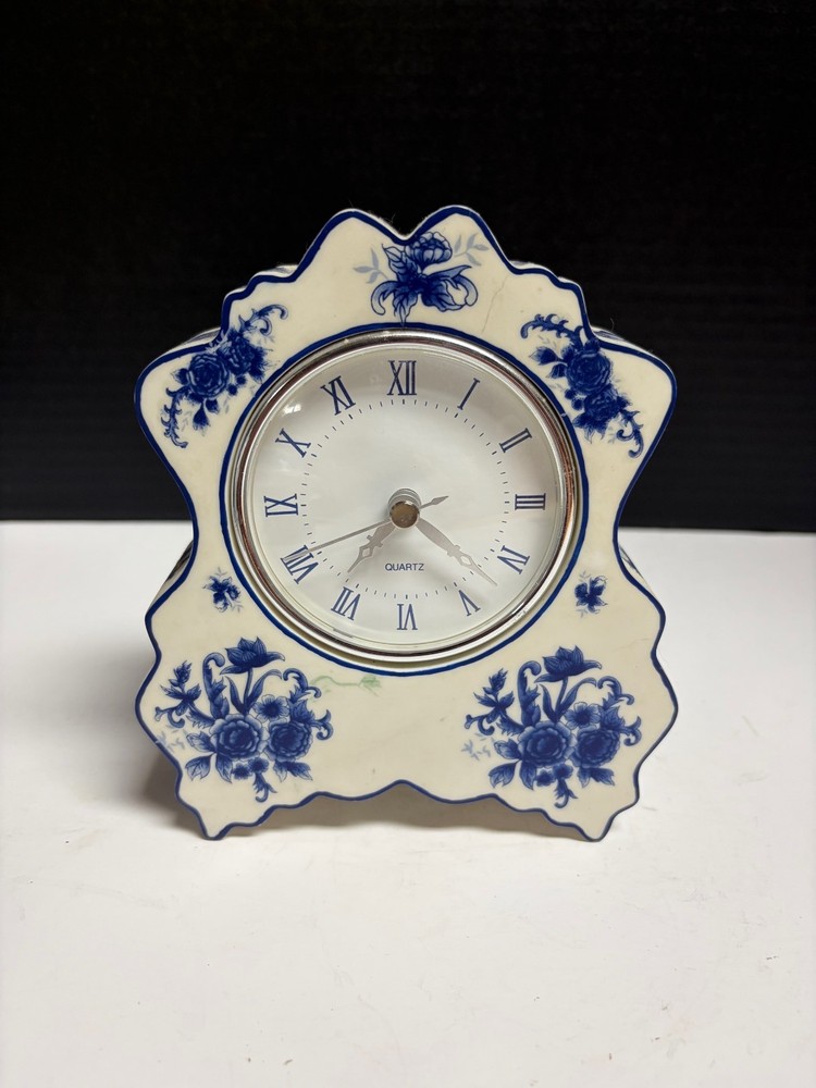 Collectible Porcelain Mantel Clock Featuring Blue Delft