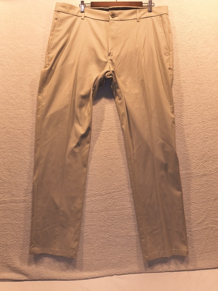 Jos A Bank Traveler Tech Pants Mens 40x32 Chino Cotton Blend Flat Front Beige