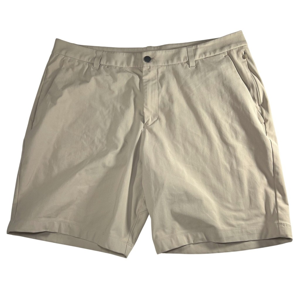 Lululemon Mens Beige ABC Classic Fit Chino Shorts Warpstreme Size 38 Zip Pocket